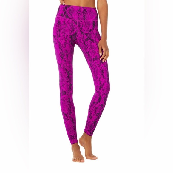 ALO YOGA High-Waist Snakeskin Vapor Legging Purple Pop - Picture 1 of 10